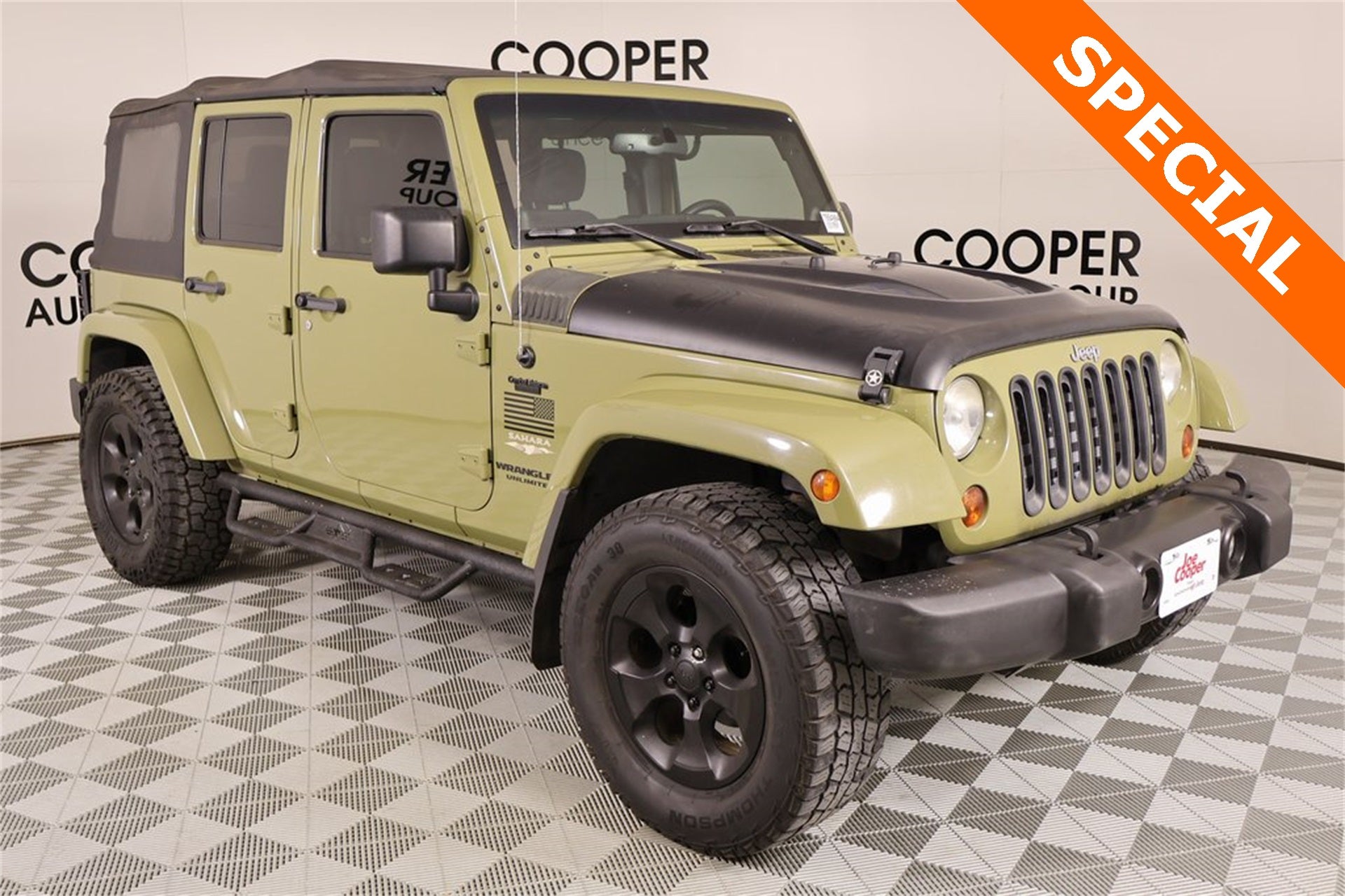 2013 Jeep Wrangler Unlimited Unlimited Sahara