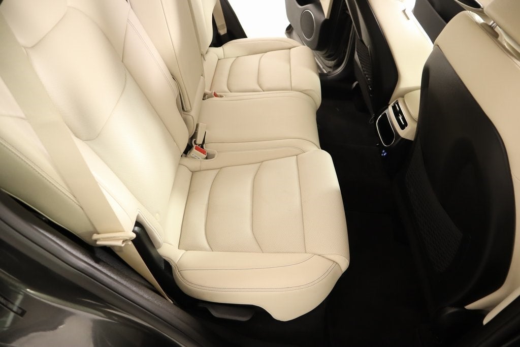 2024 Genesis GV70 2.5T