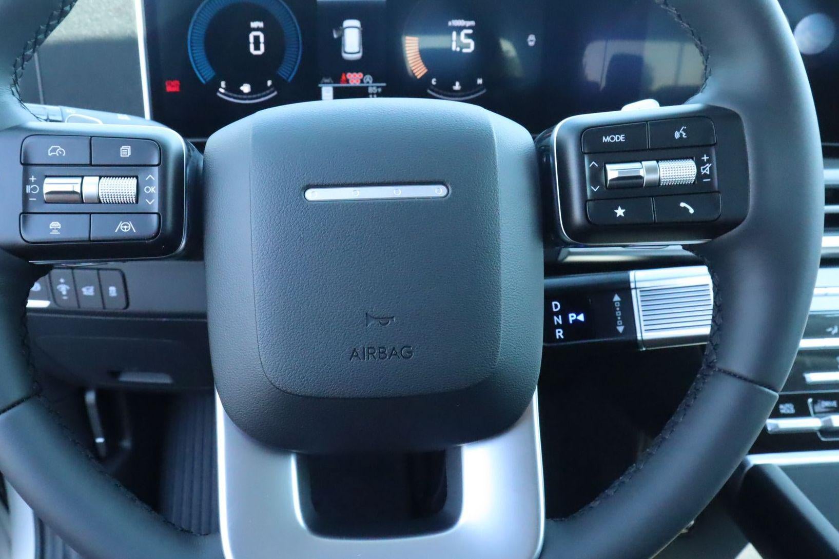 2026 Hyundai SANTA FE SE FWD