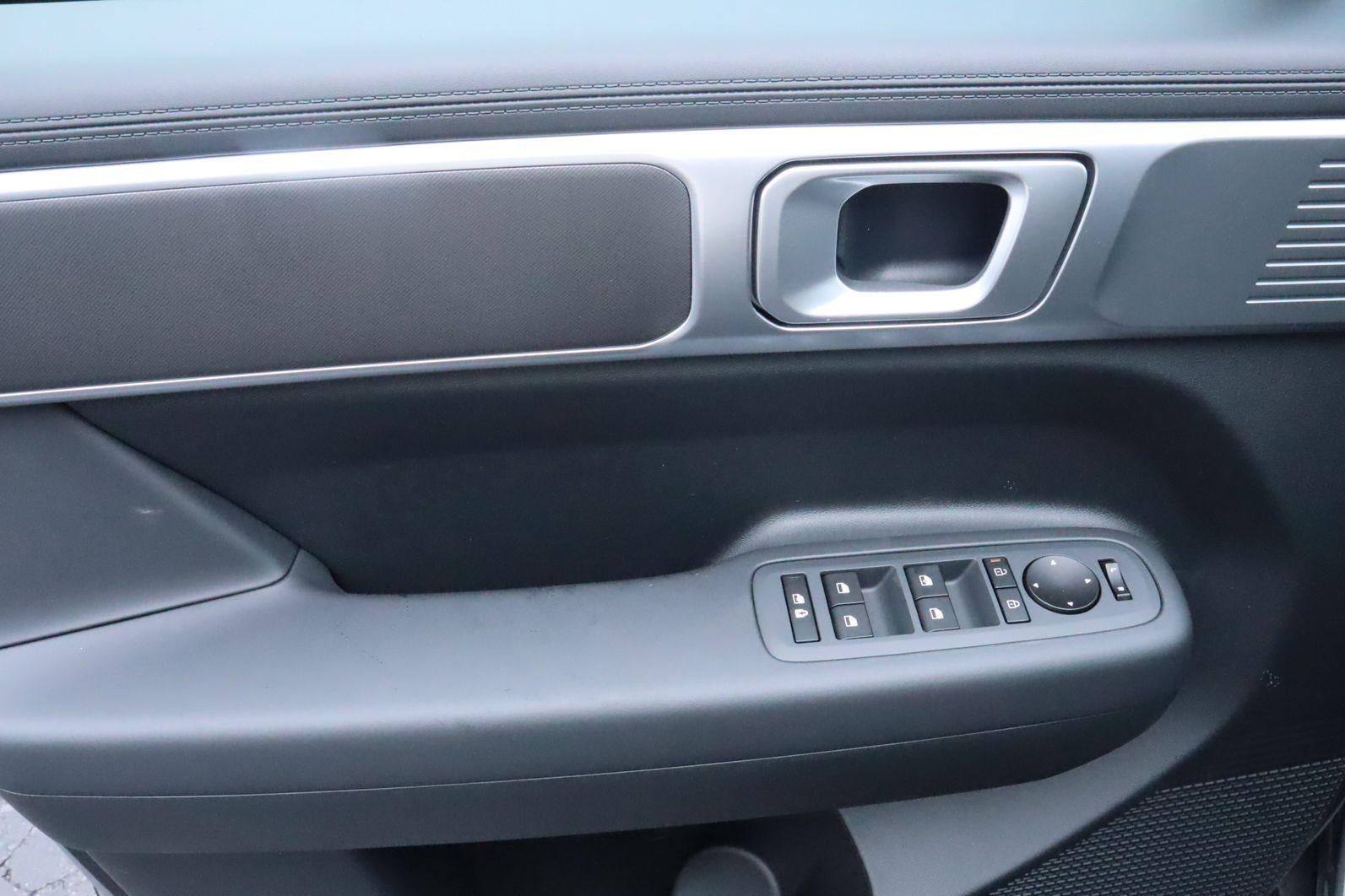 2026 Hyundai SANTA FE SE FWD