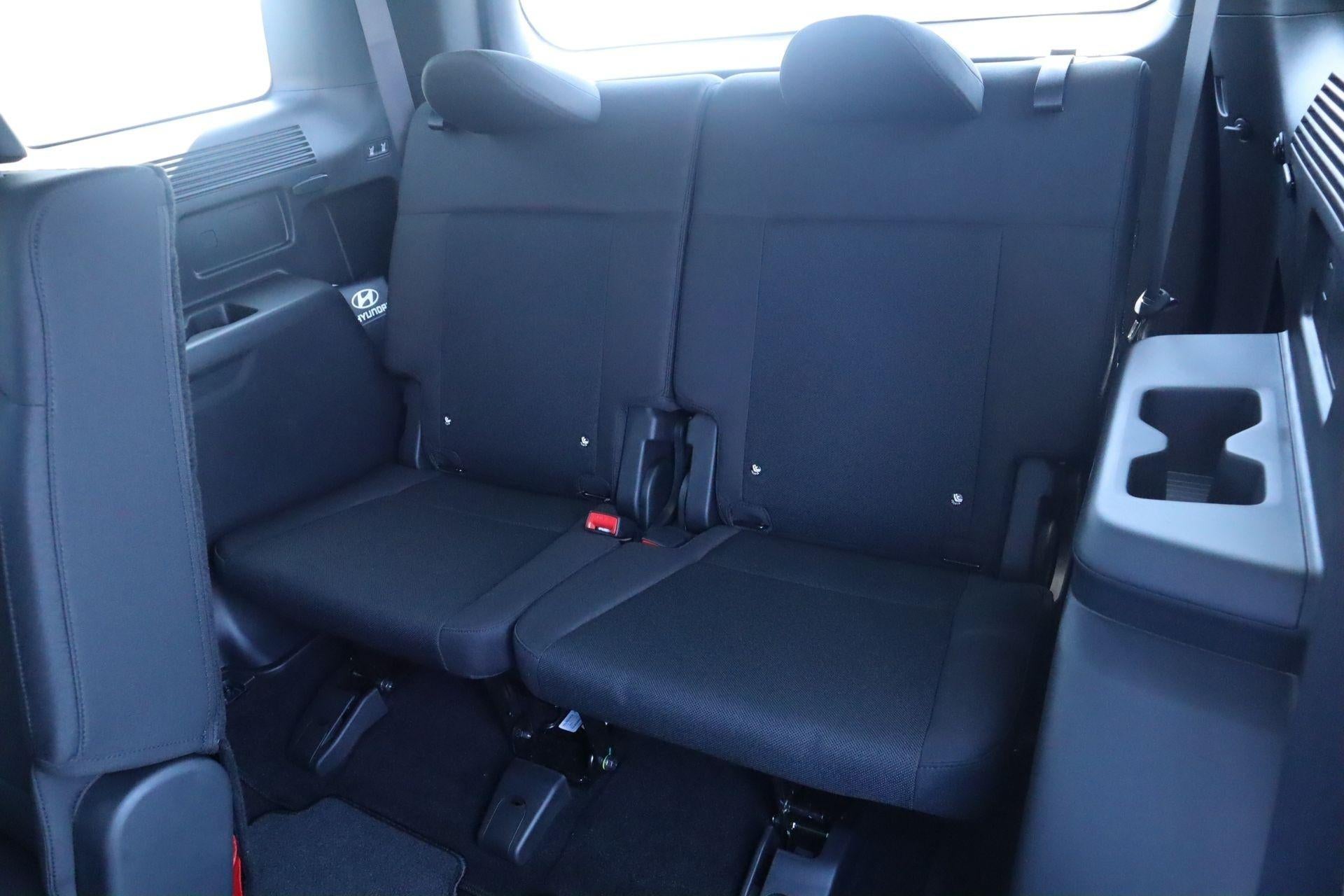 2026 Hyundai SANTA FE SE FWD