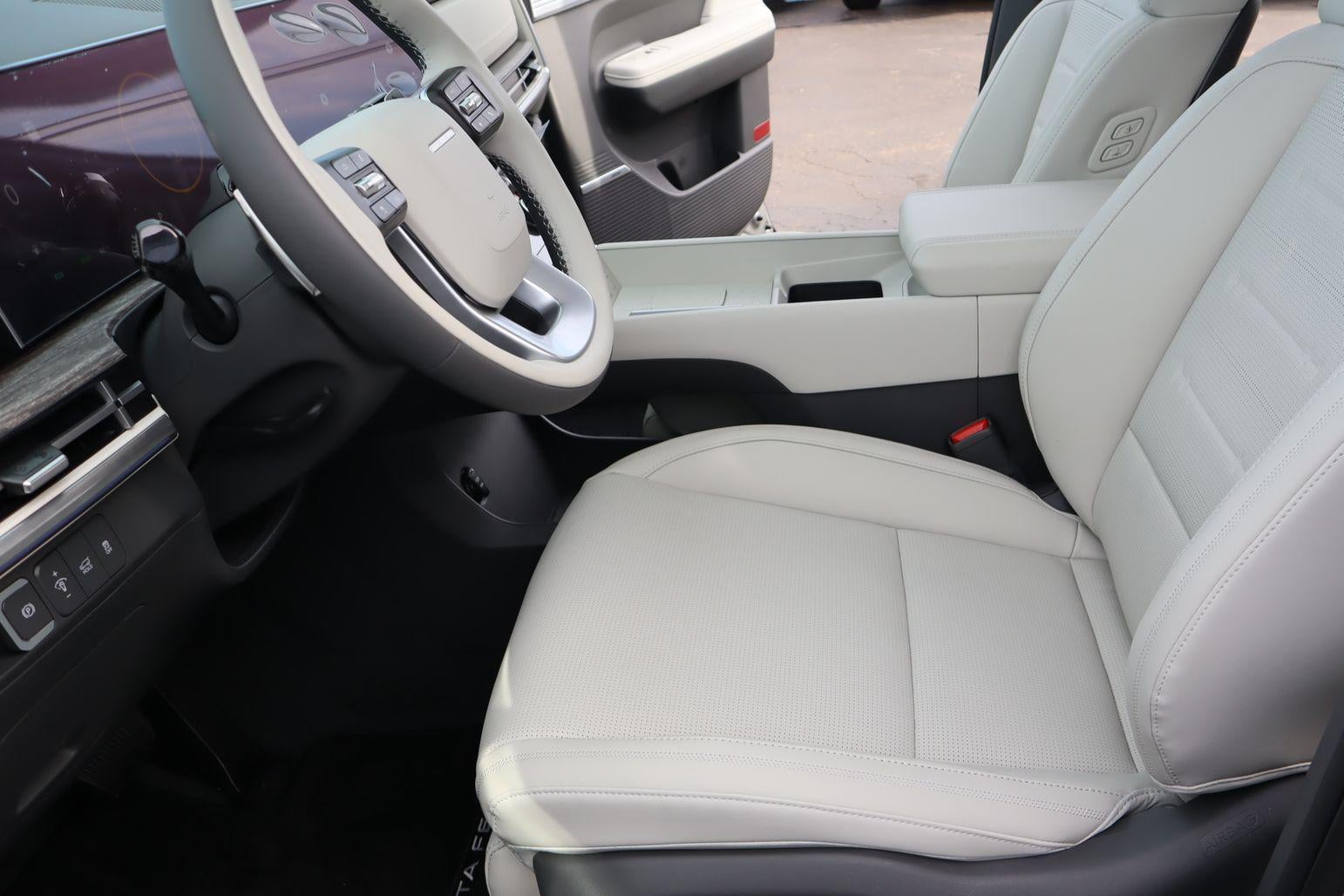 2025 Hyundai SANTA FE HYBRID Calligraphy