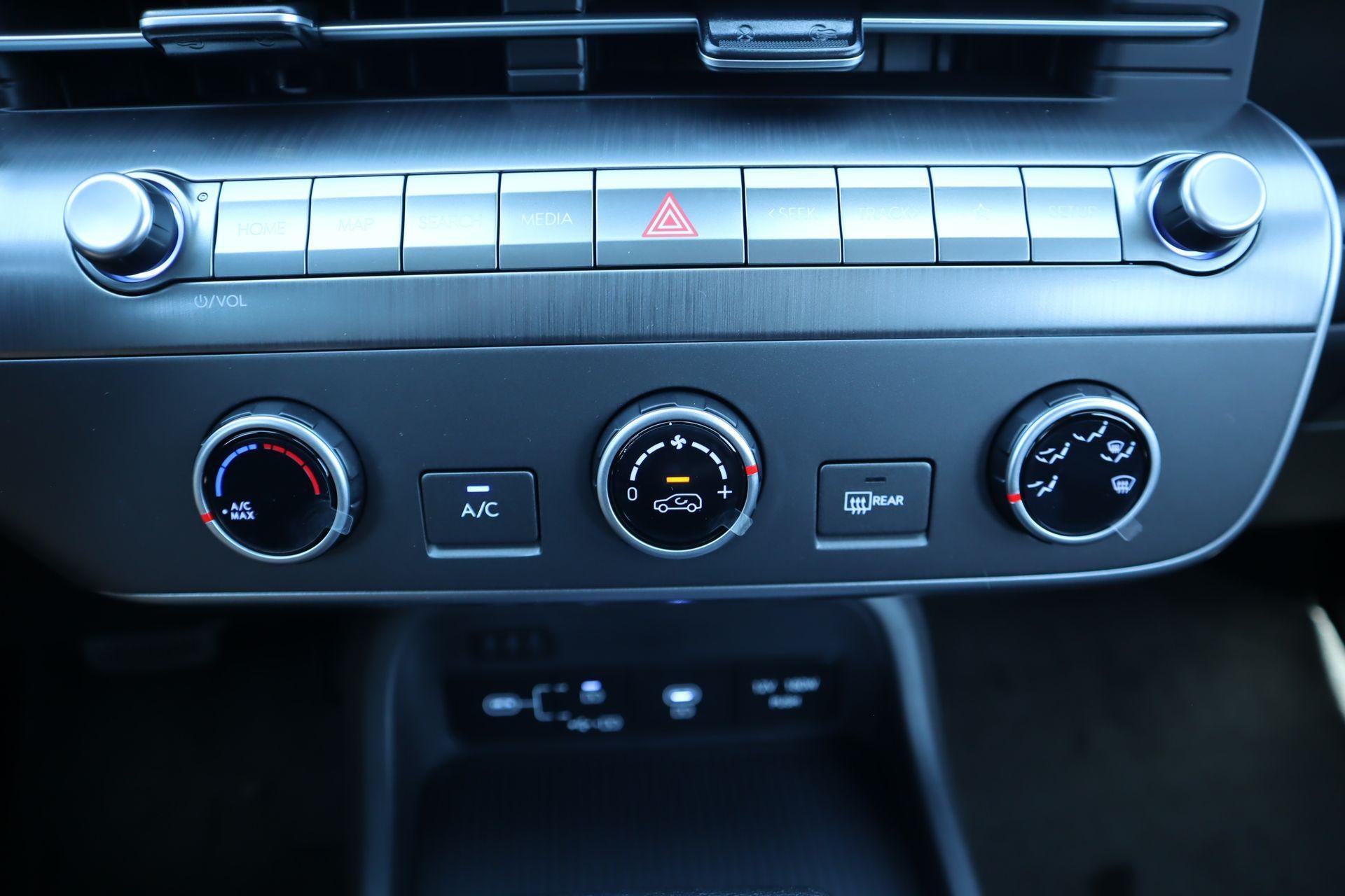 2026 Hyundai KONA SE FWD