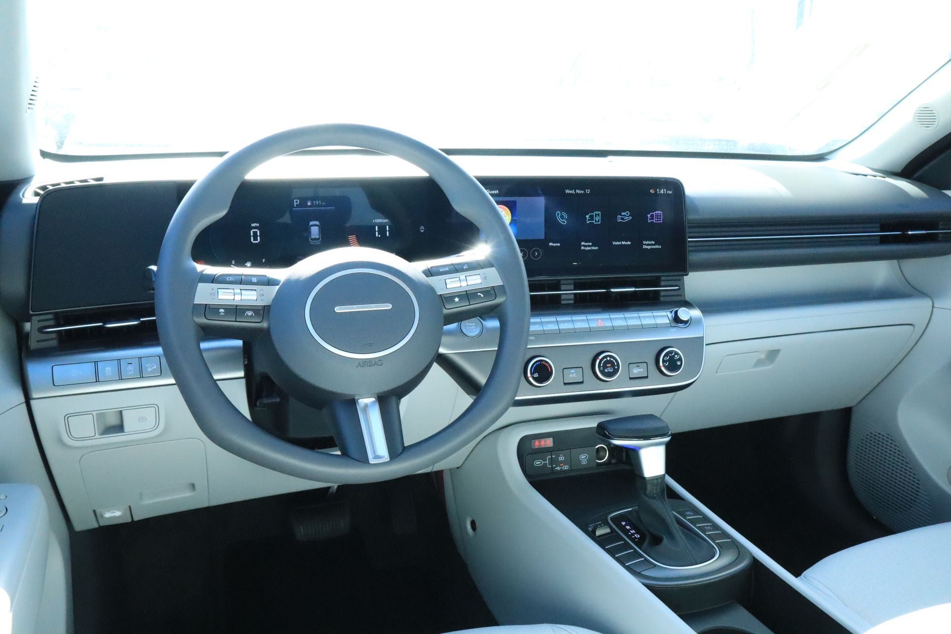 2026 Hyundai KONA SE FWD