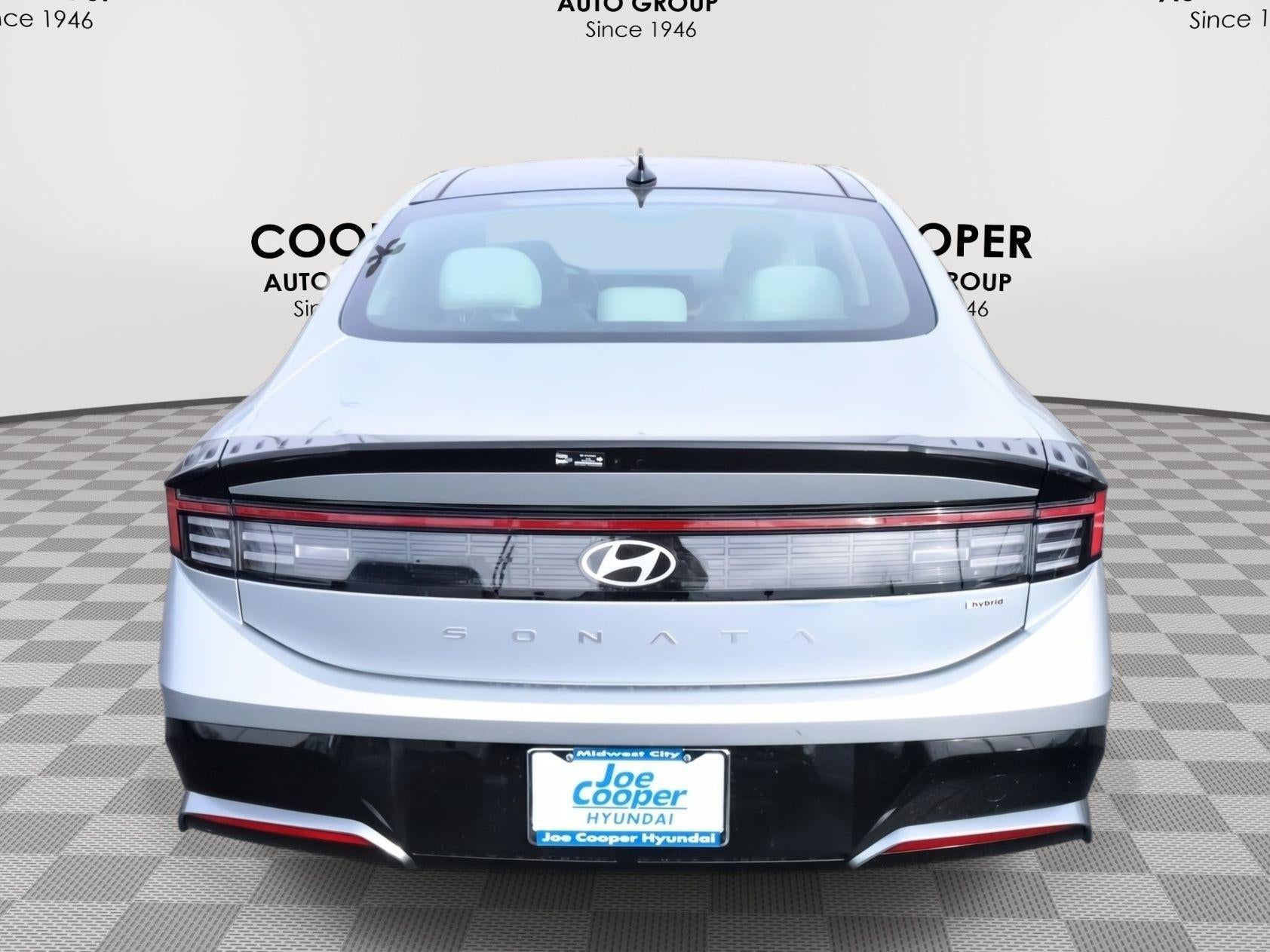 2026 Hyundai SONATA HYBRID SEL