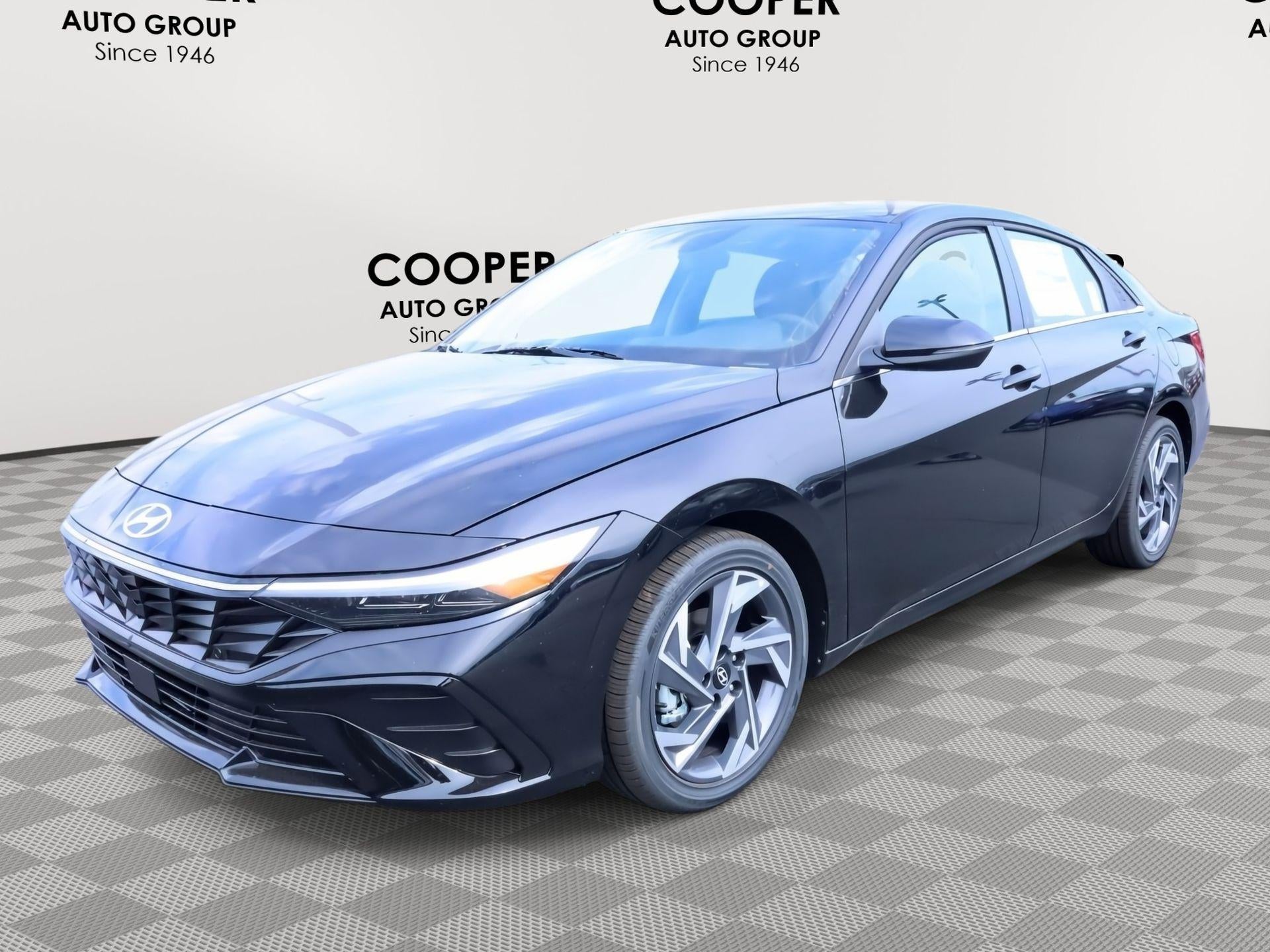 2025 Hyundai ELANTRA Limited