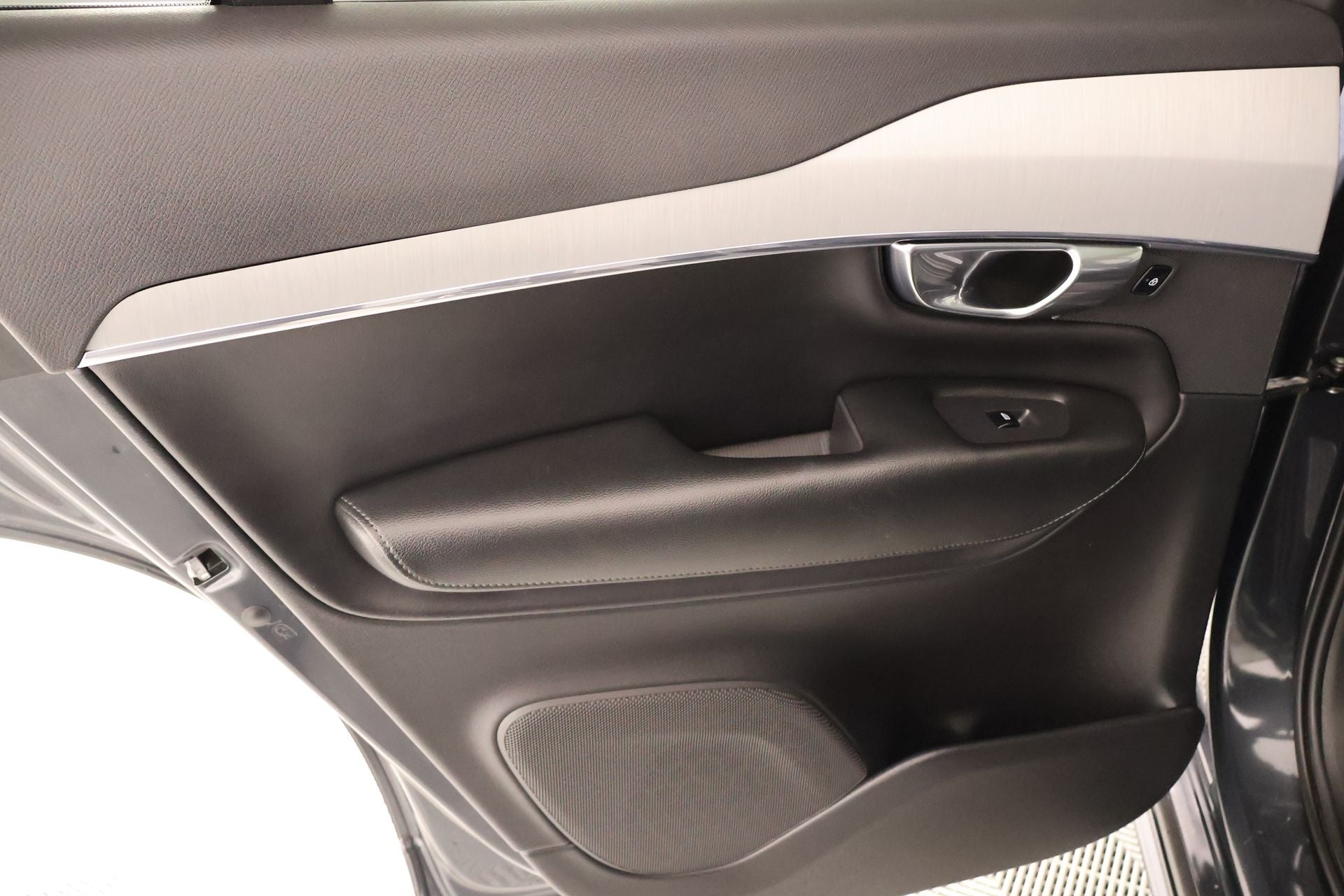 2021 Volvo XC90 T5 Momentum