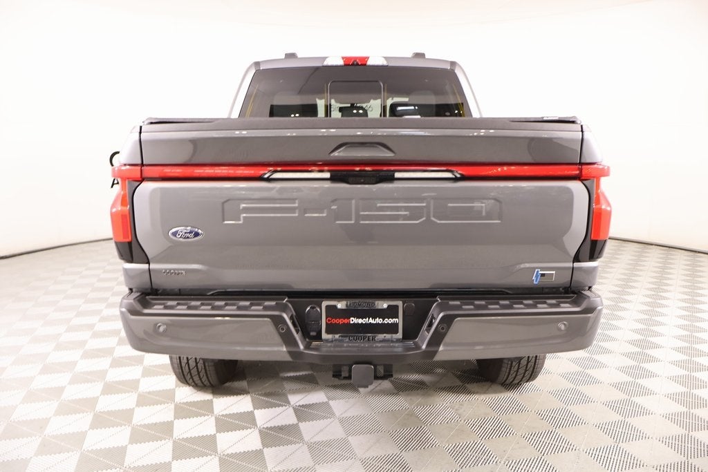 2022 Ford F-150 Lightning Lariat AWD