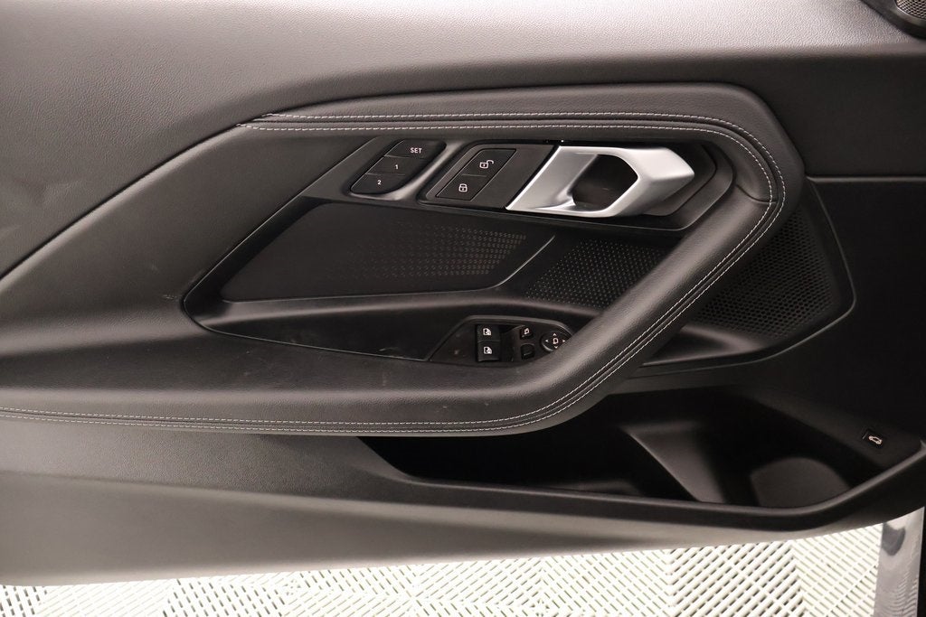 2025 BMW 2 Series 230i xDrive 2D Coupe