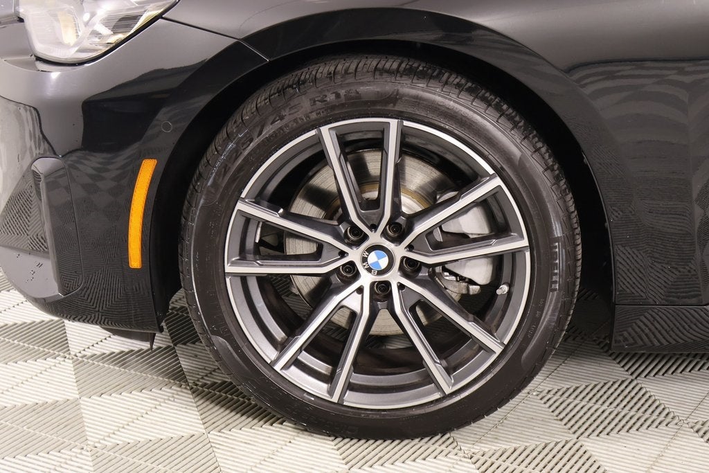 2025 BMW 2 Series 230i xDrive 2D Coupe