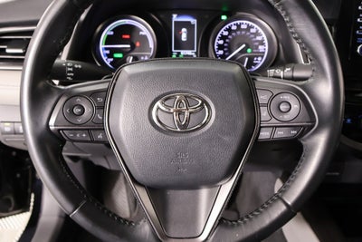 2022 Toyota Camry Hybrid SE