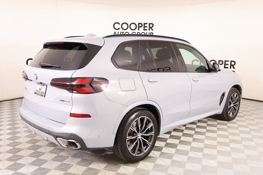 2025 BMW X5 xDrive40i M Sport