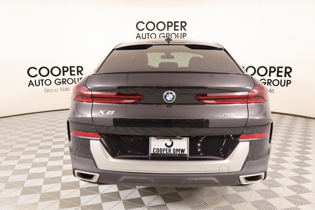 2023 BMW X6 xDrive40i