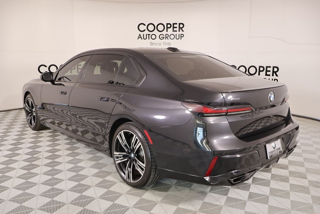 2023 BMW 7 Series 760i xDrive M Sport PRO