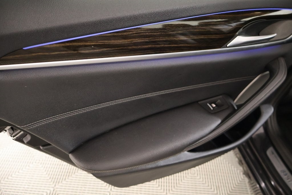 2023 BMW 5 Series 530i