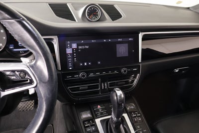 2020 Porsche Macan Base
