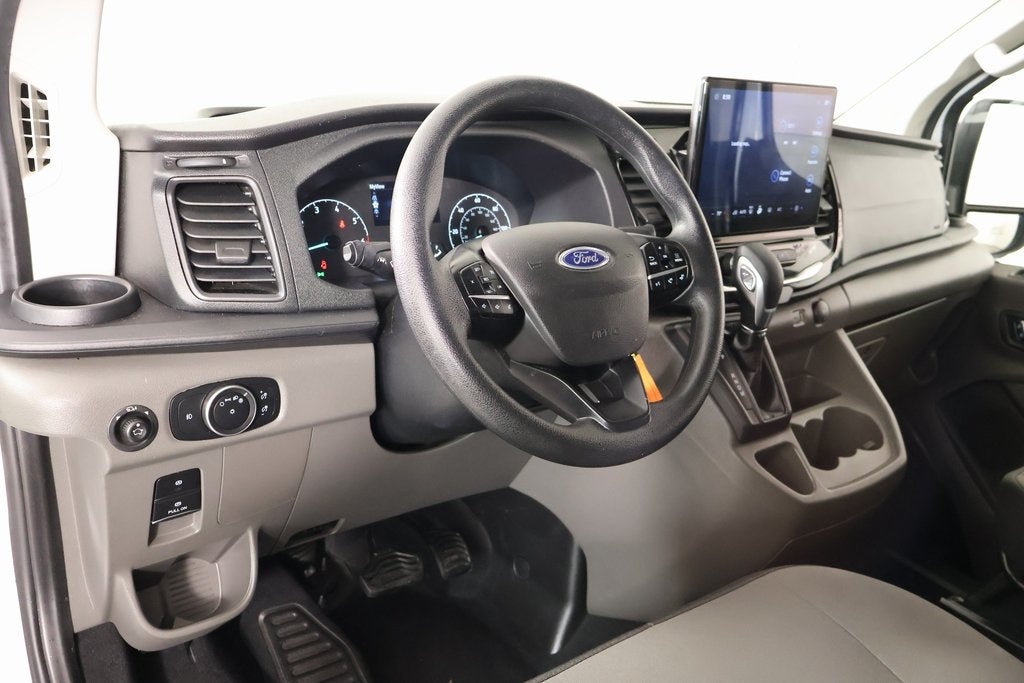 2023 Ford Transit Passenger Wagon XLT