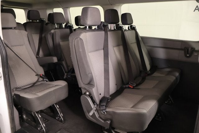 2023 Ford Transit Passenger Wagon XLT