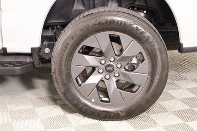 2024 Ford F-150 Lightning Flash