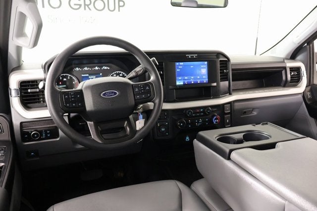 2025 Ford Super Duty F-350 DRW XL