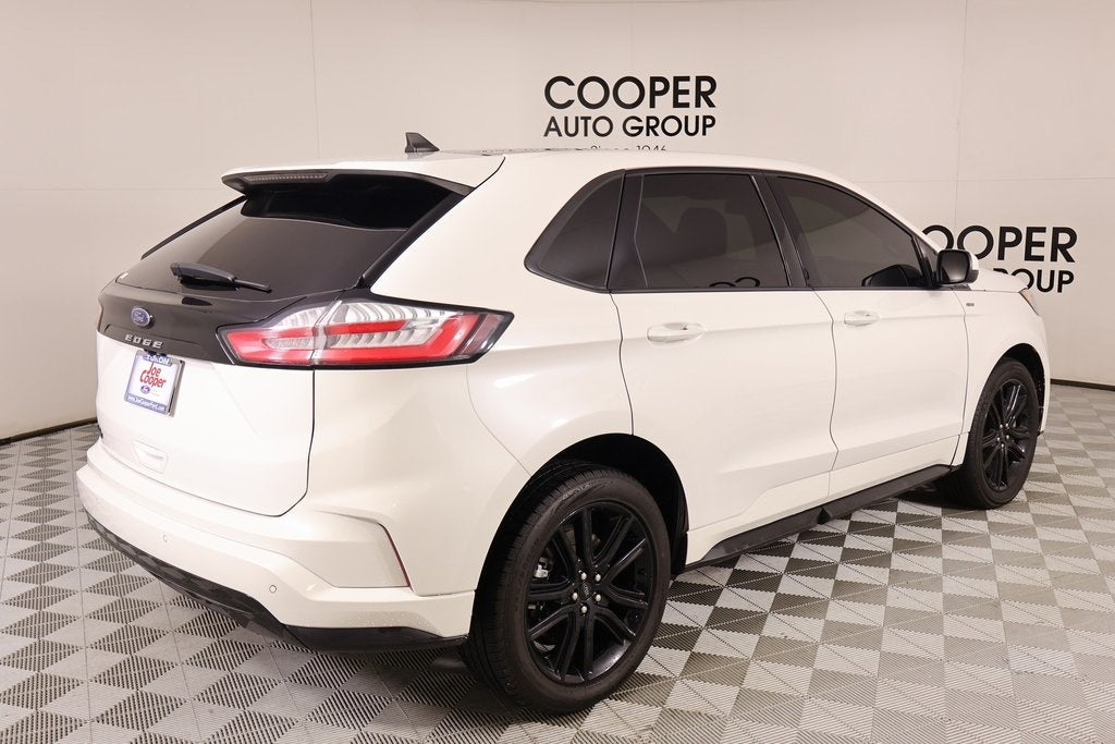 2022 Ford Edge ST Line