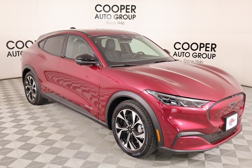 2025 Ford Mustang Mach-E Select