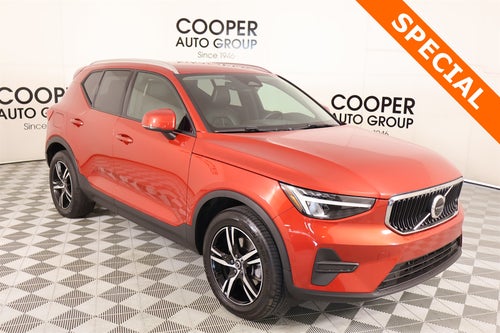 2023 Volvo XC40 Core