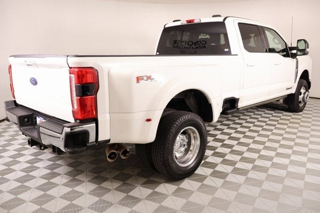 2024 Ford Super Duty F-350 DRW Lariat DRW