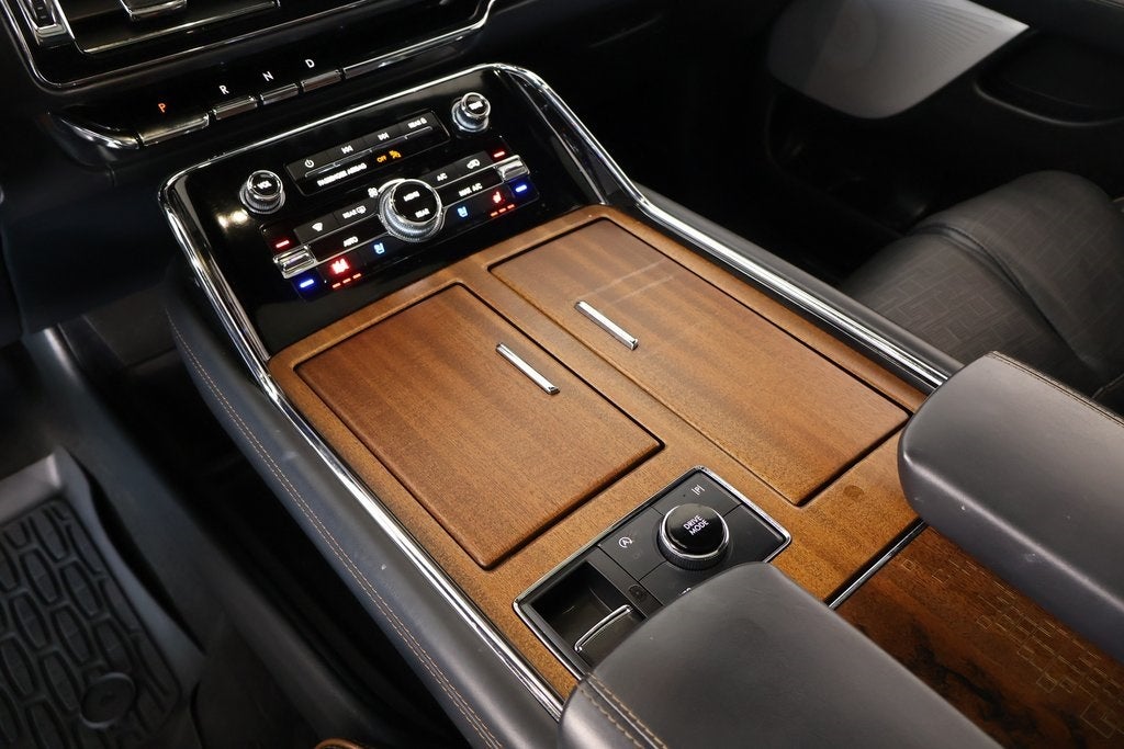 2023 Lincoln Navigator L L Black Label