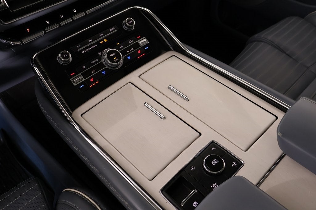 2019 Lincoln Navigator L Black Label