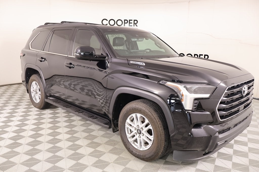 2025 Toyota Sequoia SR5