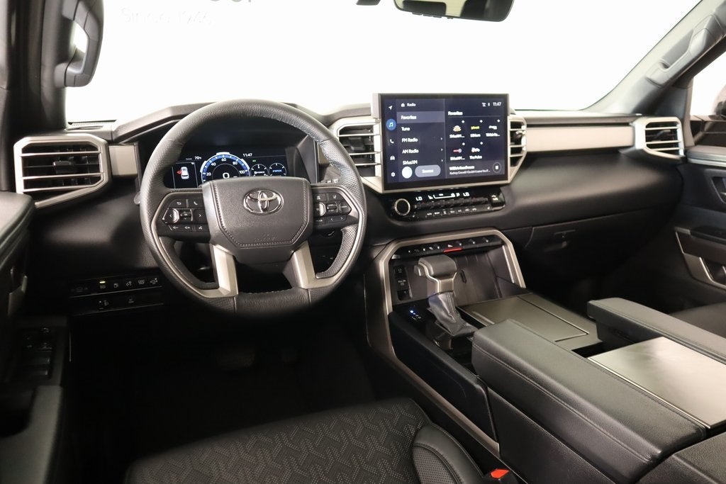 2025 Toyota Sequoia SR5