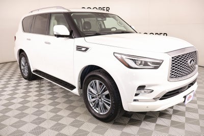 2023 INFINITI QX80 LUXE