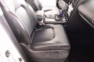 2023 INFINITI QX80 LUXE