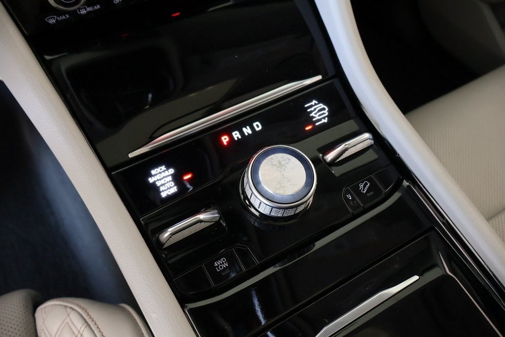 2022 Jeep Grand Cherokee Summit