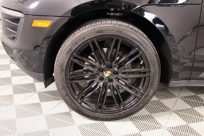 2018 Porsche Macan Base