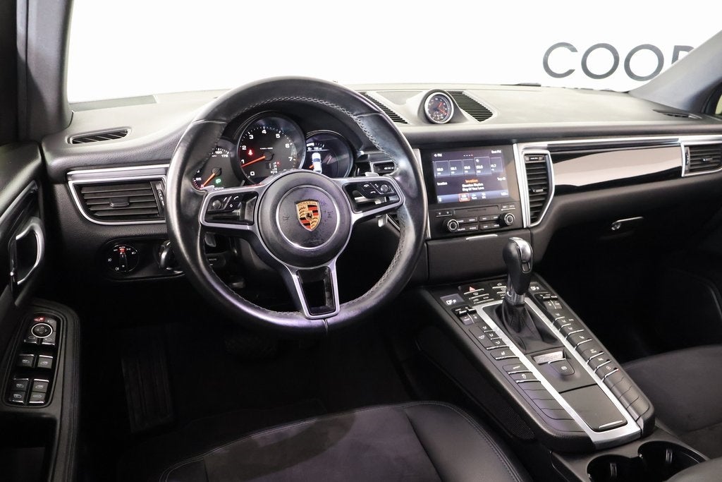 2018 Porsche Macan Base