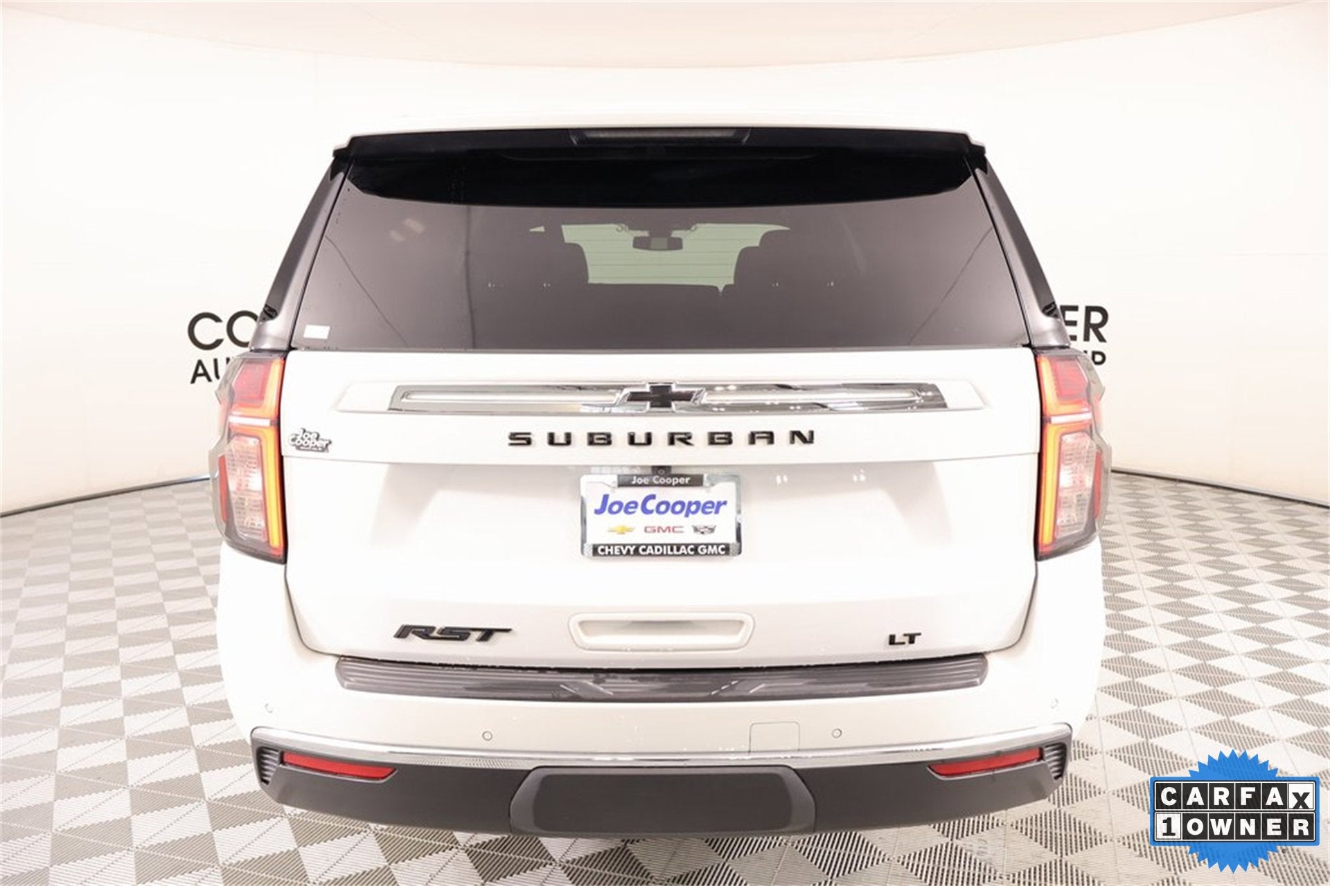 2022 Chevrolet Suburban LT