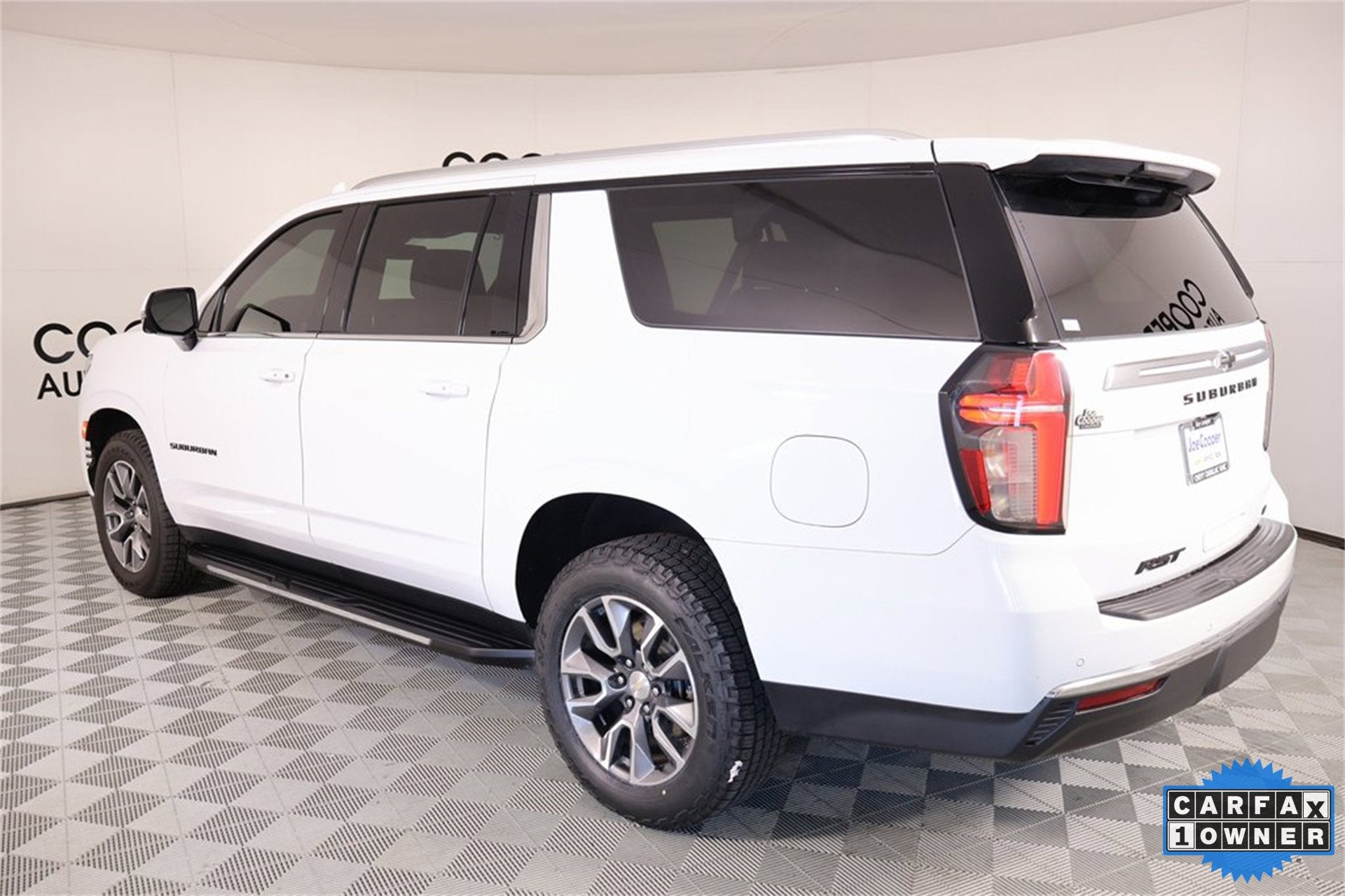 2022 Chevrolet Suburban LT