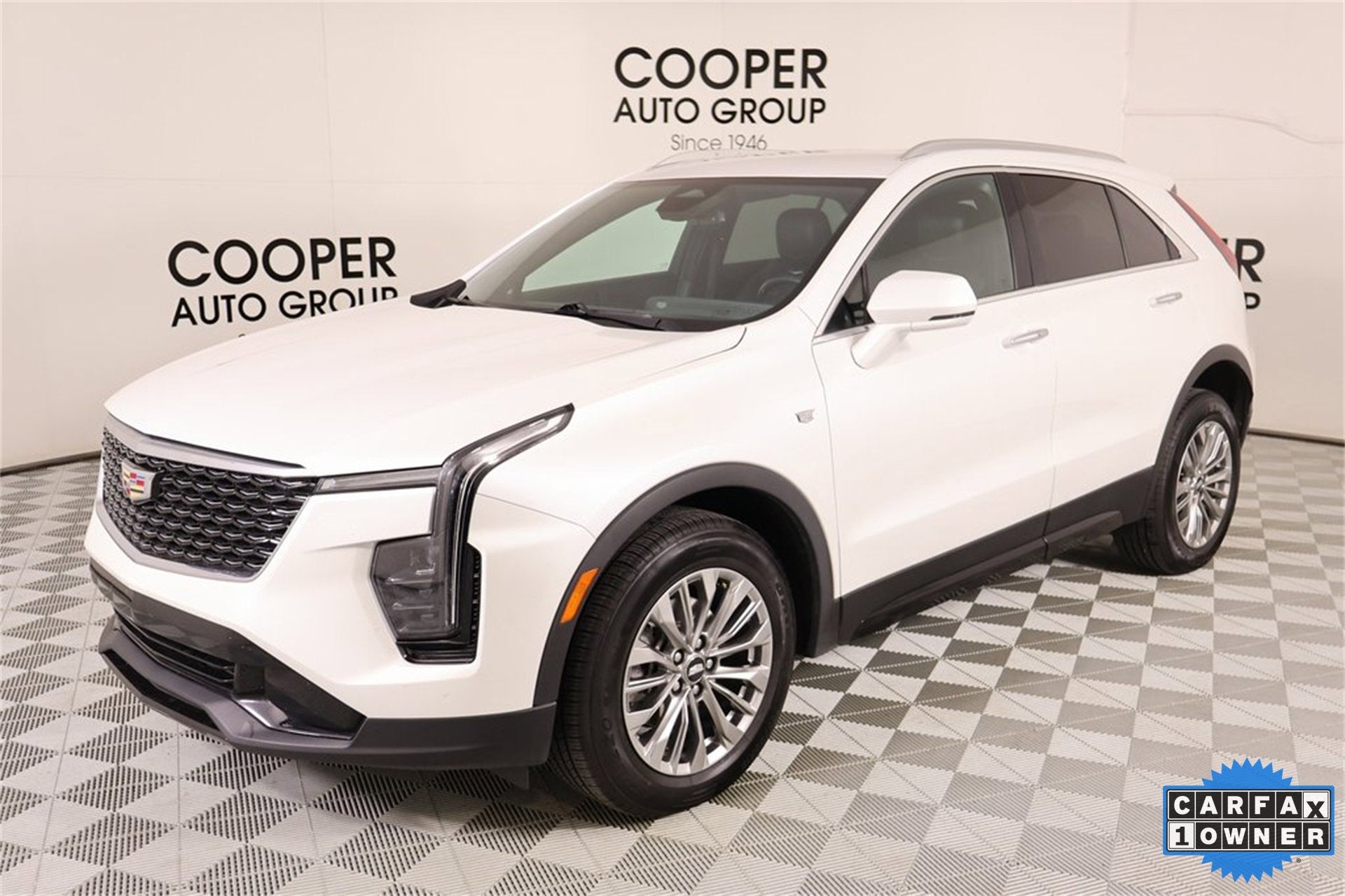 2024 Cadillac XT4 Premium Luxury