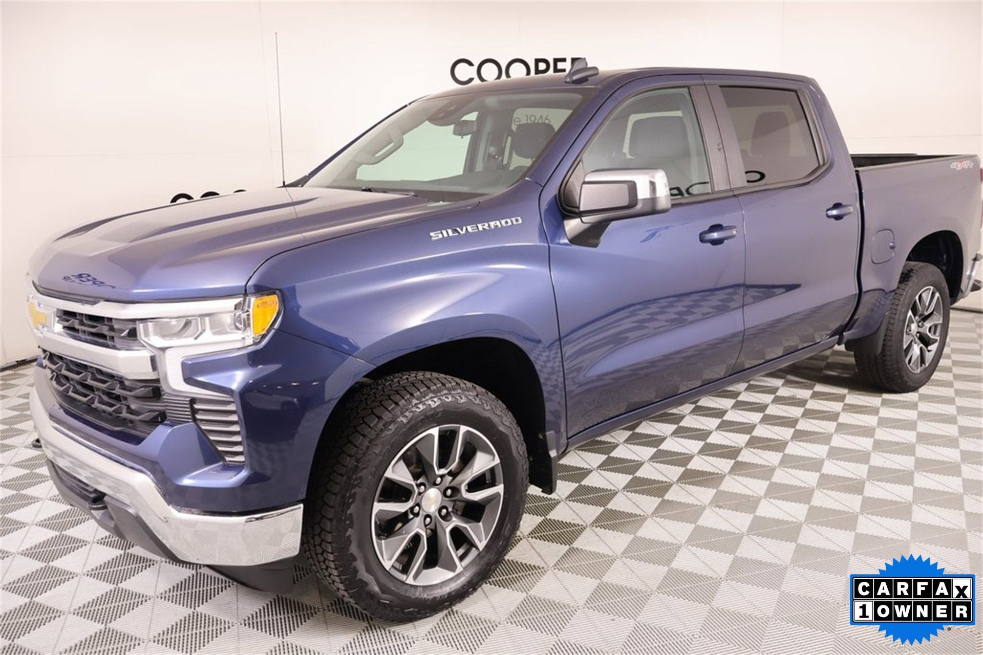 2023 Chevrolet Silverado 1500 LT (2FL)